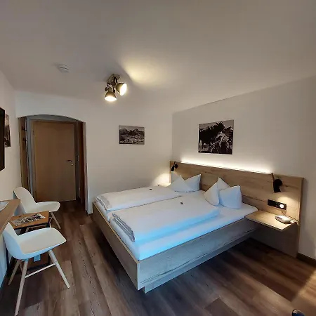 Der Malerwinkl - Alpenhotel 3*